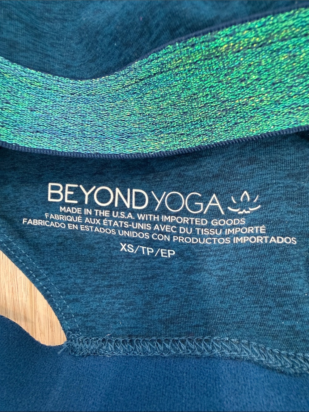 Beyond Yoga Navy Blue Sports Bralette with Green Metallic Band - Picture 3 of 6